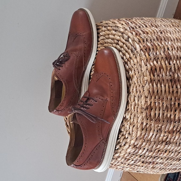 Cole Haan Mens Original Grand Wingtip Oxford Shoes Woodbury Brown/ Ivory Sz.11.5 - Picture 1 of 13